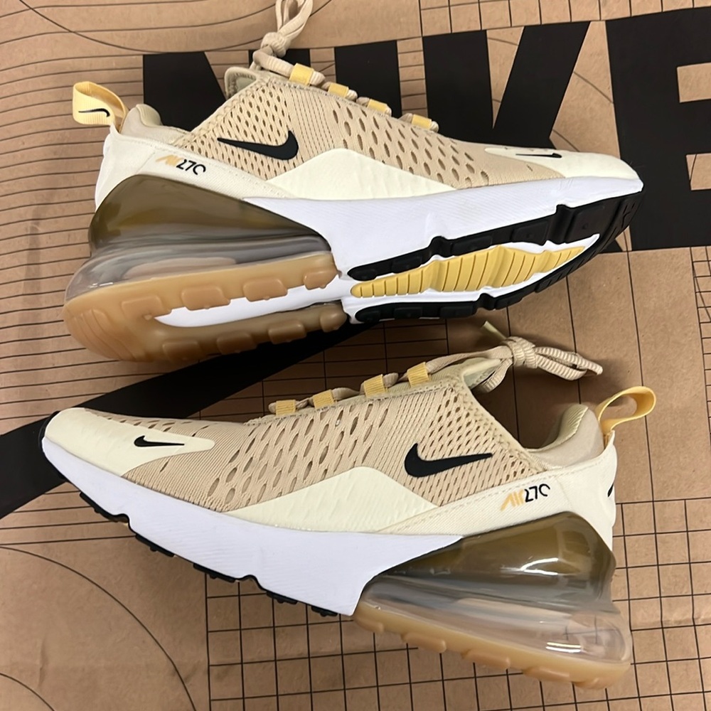 NWOB- Nike Air Max 270 GOLD - Picture 1 of 10